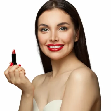 احمر شفاه و محدد الشفاه